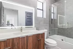8900 NW 161st Terrace, Miami Lakes, FL 33018 - Photo 40