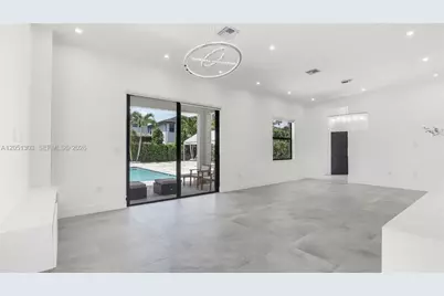 8900 NW 161st Ter, Miami Lakes, FL 33018 - Photo 24