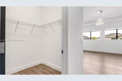 8900 NW 161st Ter, Miami Lakes, FL 33018 - Photo 34