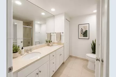 2000 N Bayshore Dr #1107, Miami, FL 33137 - Photo 16