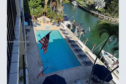 2600 NE 135th St #4J-A, North Miami, FL 33181 - Photo 4