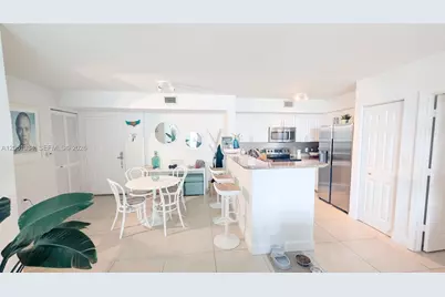 1155 Brickell Bay Dr #2508, Miami, FL 33131 - Photo 2
