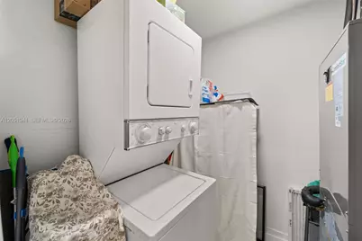 349 NW 41st St, Miami, FL 33127 - Photo 8