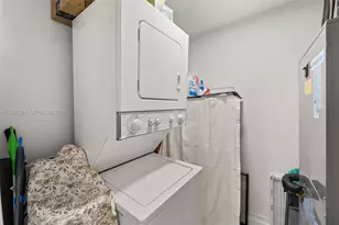 349 NW 41st St, Miami, FL 33127 - Photo 8