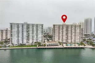 300 Bayview Dr, Sunny Isles Beach, FL 33160 - Photo 34