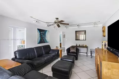 8410 SW 20th St, North Lauderdale, FL 33068 - Photo 8
