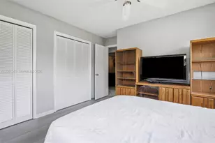 8410 SW 20th St, North Lauderdale, FL 33068 - Photo 20