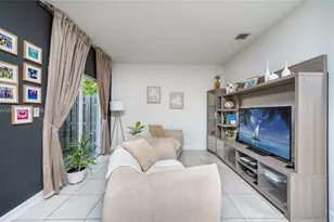 1116 SE 26th Ter, Homestead, FL 33035 - Photo 8