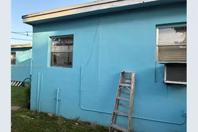 1011 NW 183rd Dr, Miami Gardens, FL 33169 - Photo 20