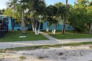 1011 NW 183rd Dr, Miami Gardens, FL 33169 - Photo 6