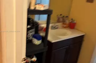 1011 NW 183rd Dr, Miami Gardens, FL 33169 - Photo 22