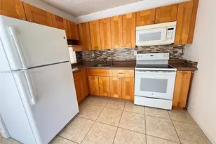 21393 NE 8th Ct, Miami, FL 33179 - Photo 20