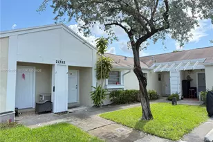 21393 NE 8th Ct, Miami, FL 33179 - Photo 2