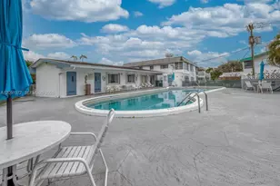 2440 Lake Osborne Dr, Lake Worth, FL 33461 - Photo 18