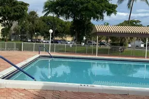 1820 SW 81st Ave, North Lauderdale, FL 33068 - Photo 26