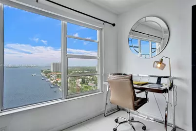 11111 Biscayne Blvd #1915, Miami, FL 33181 - Photo 22