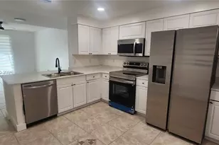 1599 Veracruz Ln, Weston, FL 33327 - Photo 10