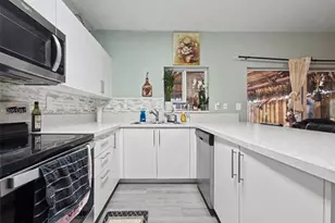 396 NW 12th Pl, Florida City, FL 33034 - Photo 1