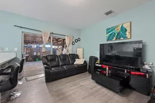 396 NW 12th Pl, Florida City, FL 33034 - Photo 4