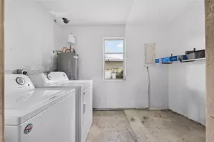 369 NE Camelot Dr, Port Saint Lucie, FL 34983 - Photo 22