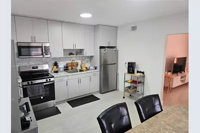 9415 & 9417 (A & B) SW 38th St, Miami, FL 33165 - Photo 8