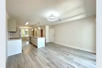 2535 NE 193rd St #3212, Miami, FL 33180 - Photo 4