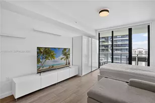 1010 Brickell Ave, Miami, FL 33131 - Photo 12