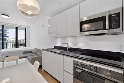 1010 Brickell Ave #3510, Miami, FL 33131 - Photo 10