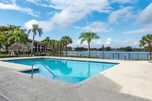 212 Lake Pointe Dr, Oakland Park, FL 33309 - Photo 20
