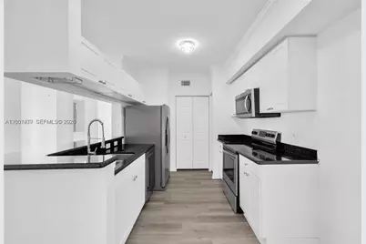 17150 N Bay Rd #2814, Sunny Isles Beach, FL 33160 - Photo 12