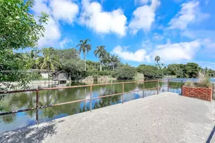 13210 Memorial Hwy, North Miami, FL 33161 - Photo 22
