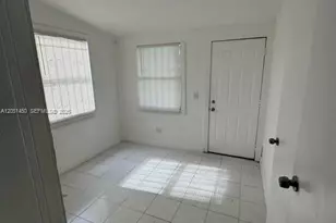 2628 Fletcher Ct, Hollywood, FL 33020 - Photo 8