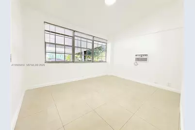 2731 NW 100th St #B, Miami, FL 33147 - Photo 8