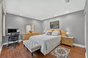 9260 NW 16th St, Pembroke Pines, FL 33024 - Photo 20