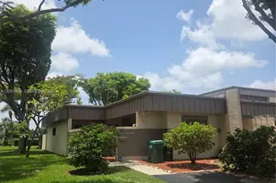 7412 SW 105th Pl, Miami, FL 33173 - Photo 2