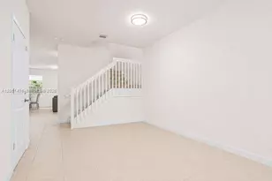 1020 SE 26th Ter, Homestead, FL 33035 - Photo 4