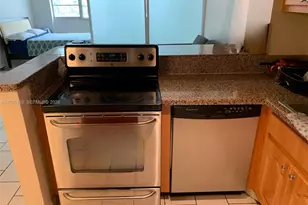 905 Brickell Bay Dr, Miami, FL 33131 - Photo 6