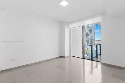 68 SE 6th St #1706, Miami, FL 33131 - Photo 22