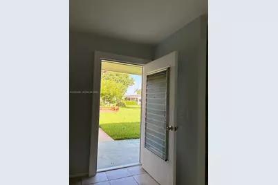 2630 Barkley Dr E #H, West Palm Beach, FL 33415 - Photo 2