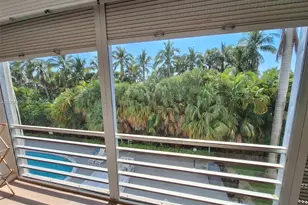 200 NE 14th Ave, Hallandale Beach, FL 33009 - Photo 18