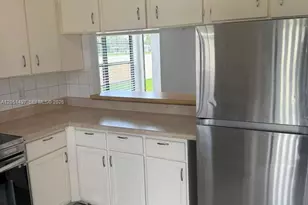798 SW Claudia Ave, Port Saint Lucie, FL 34953 - Photo 2