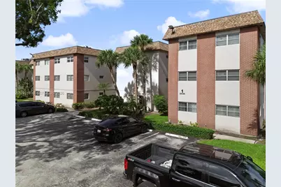 2431 SW 82nd Ave #203, Davie, FL 33324 - Photo 2