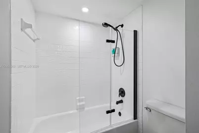 123 Deer Creek Blvd #203, Deerfield Beach, FL 33442 - Photo 4