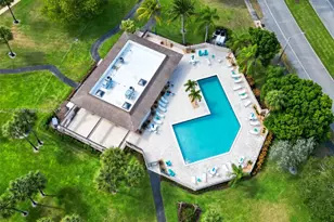 123 Deer Creek Blvd, Deerfield Beach, FL 33442 - Photo 2