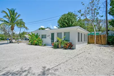 32 Pirates Dr, Key Largo, FL 33037 - Photo 2