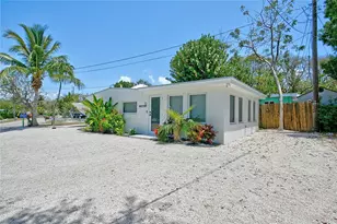 32 Pirates Dr, Key Largo, FL 33037 - Photo 2