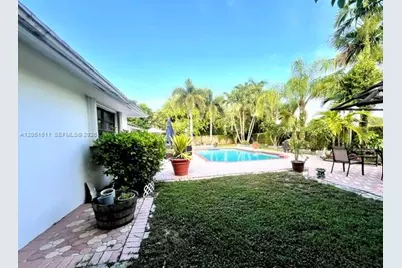 16330 SW 282nd St, Homestead, FL 33033 - Photo 12