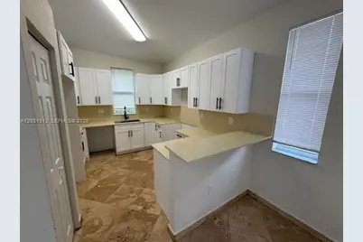 21733 Ingraham Ave Rd #21733, Cutler Bay, FL 33190 - Photo 10
