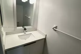 5670 NW 116th Ave, Doral, FL 33178 - Photo 14