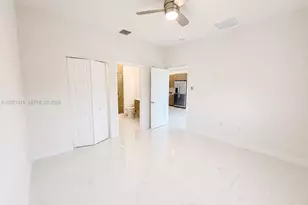 7815 NW 104th Ave, Doral, FL 33178 - Photo 8
